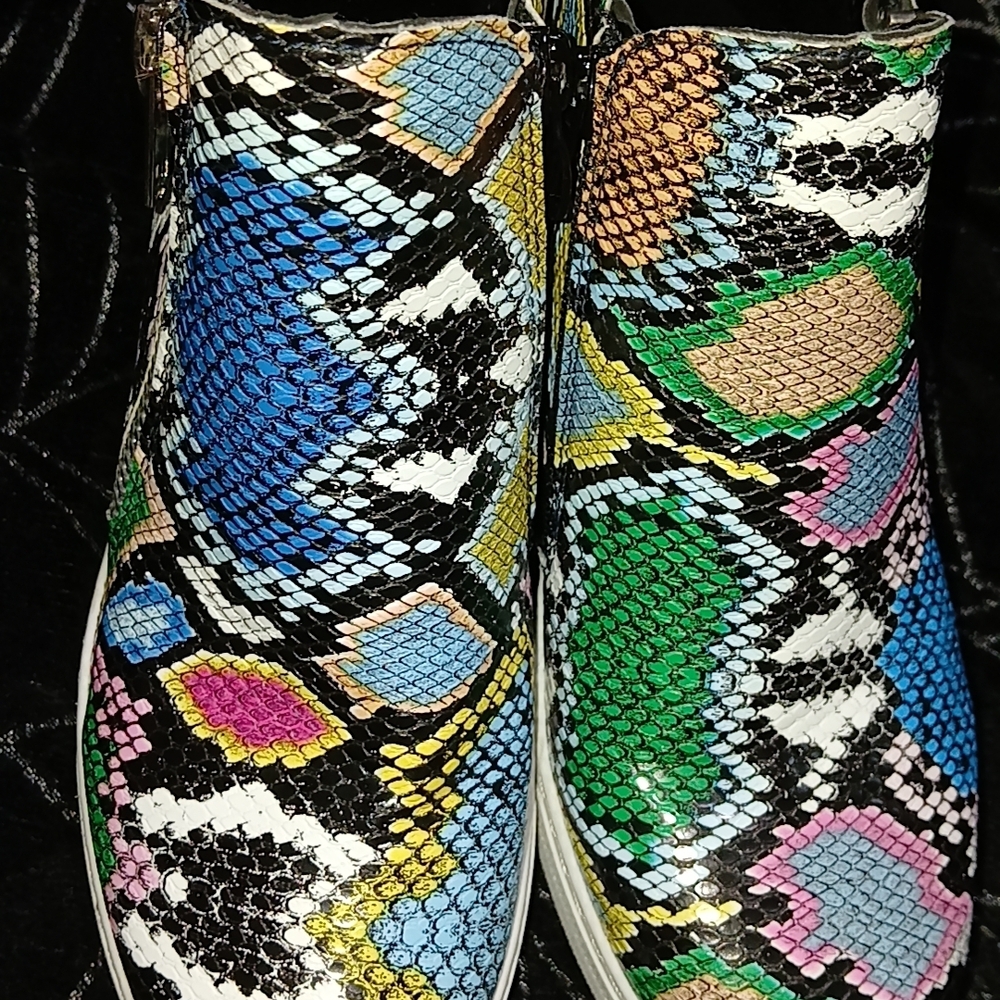 BAMBOO Multicolor Snake Print Ankle Boots